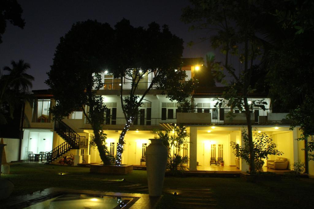 Lanka Bangla Inn Villas Restaurant & Travels Katunayaka Eksteriør billede