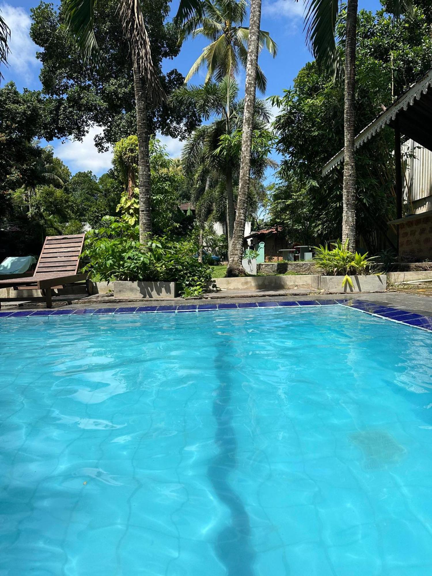 Lanka Bangla Inn Villas Restaurant & Travels Katunayaka Eksteriør billede