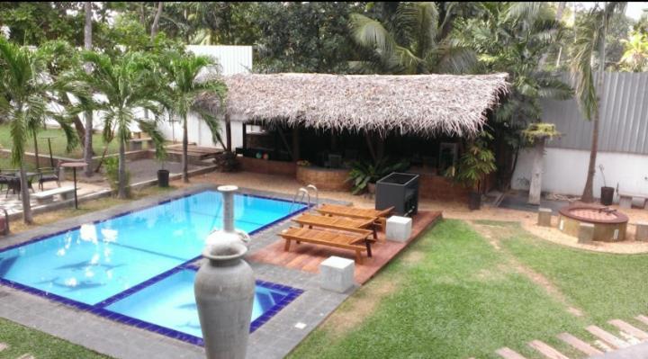 Lanka Bangla Inn Villas Restaurant & Travels Katunayaka Eksteriør billede